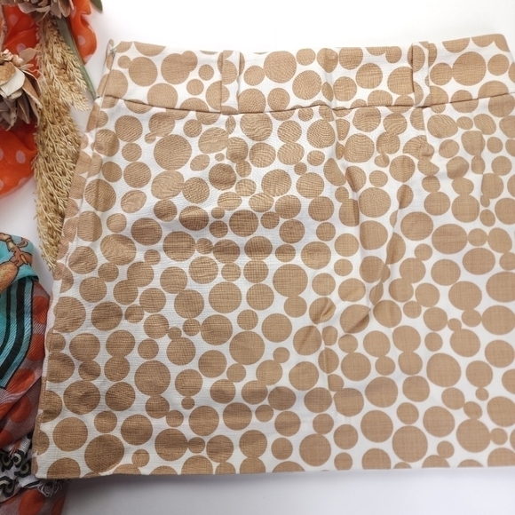 🔴 J. CREW Off White Tan Dotted Skirt Sz 2 - Picture 9 of 11